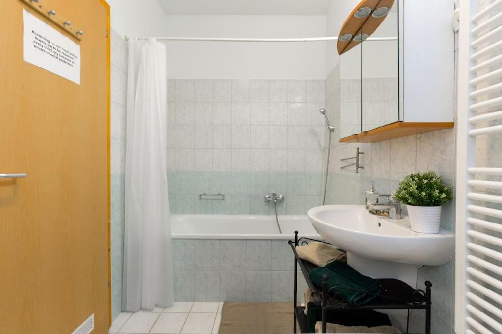 Acacia City Center Apartment Budapest Esterno foto